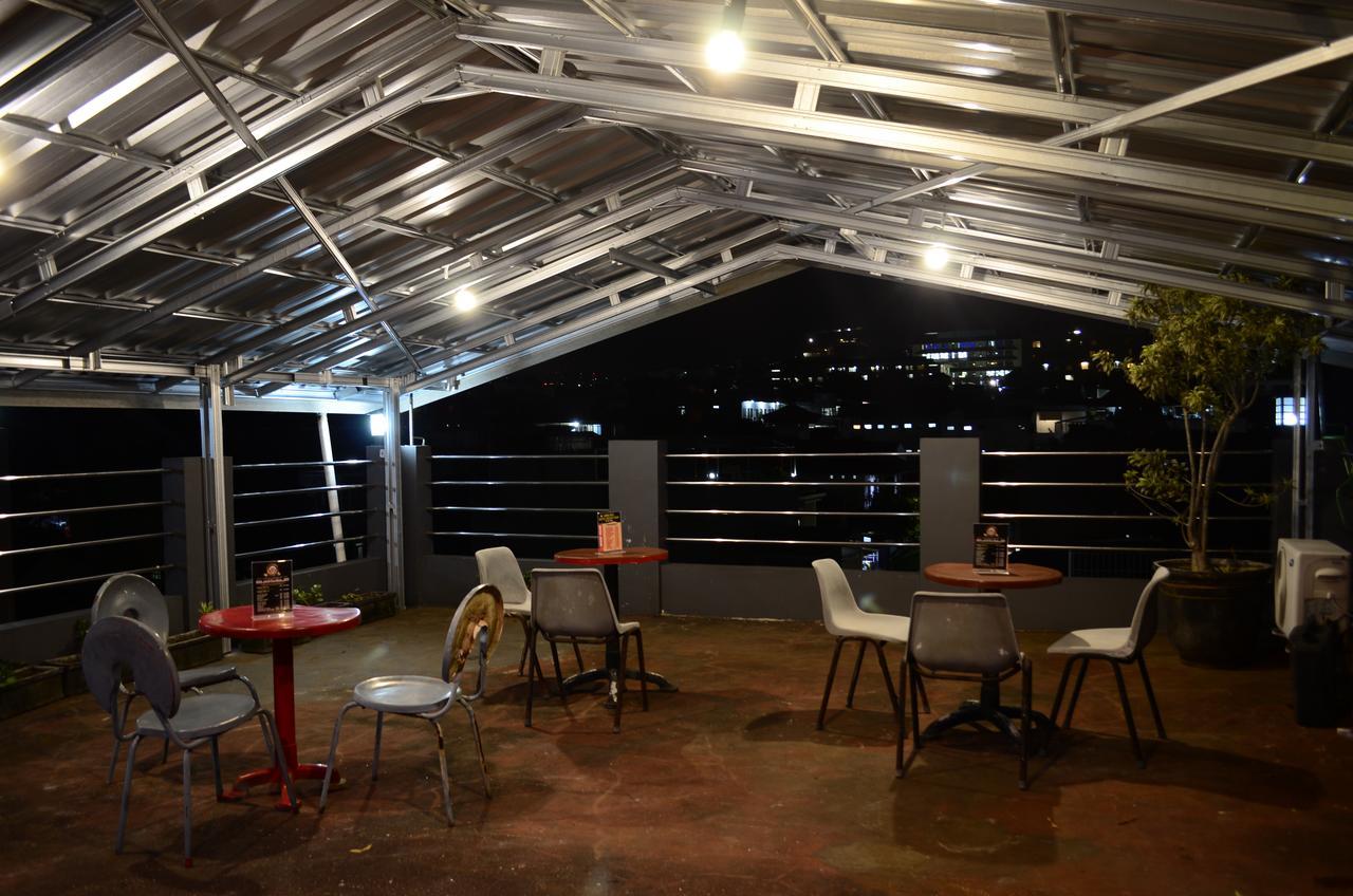 Guest House Salon Fora Gegerkalong Setiabudhi Bandung Zewnętrze zdjęcie